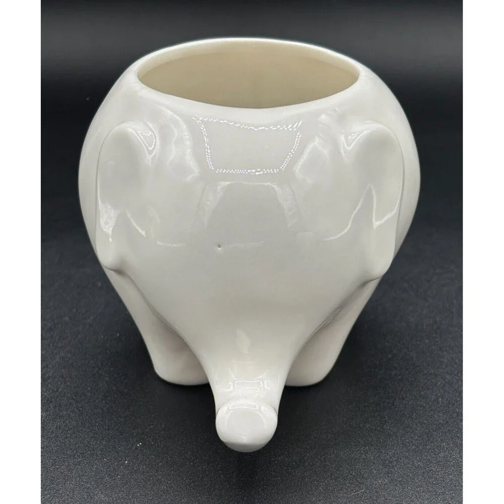 Mini Ceramic Elephant Shaped Planters Pots for Succulents Set of 3‎ Mod White